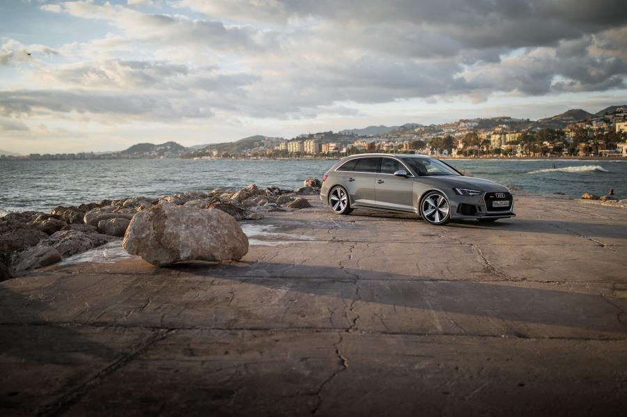  Audi RS4 Avant (B9) 2017 года  (WW) (фото 55 из 57)